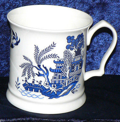 Blue Willow pattern Bone China tankard