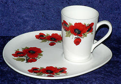 Poppy poppies snack plate& mug set. . Mug and plate set