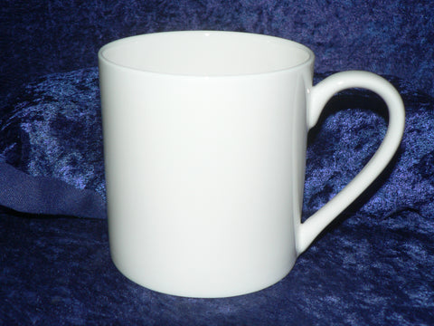 1 pint bone china mug in plain white