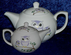 Cute owls 2 cup ceramic teapot choice of 2 colourways green/yellow mauve/lilac