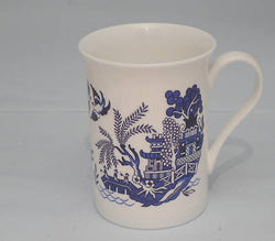 Blue willow bone china mug standard willow pattern