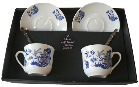 Blue willow pattern set of 2 cups and saucers gift boxed with teaspoons