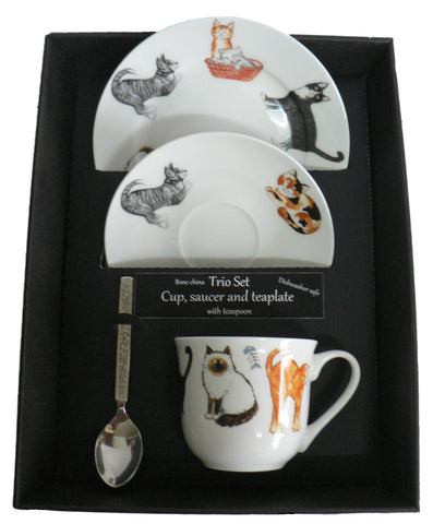 Cats pattern trio set. cup & saucer with teaspoon and matching tea plate gift boxed