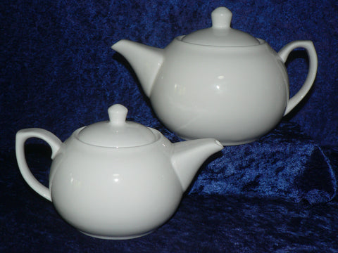 White porcelain 6 cup teapot